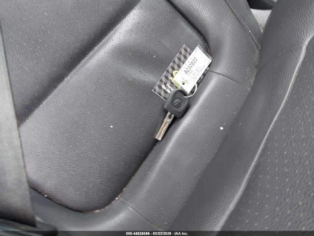 WVGBV7AX2FW522449 Volkswagen Tiguan Sel