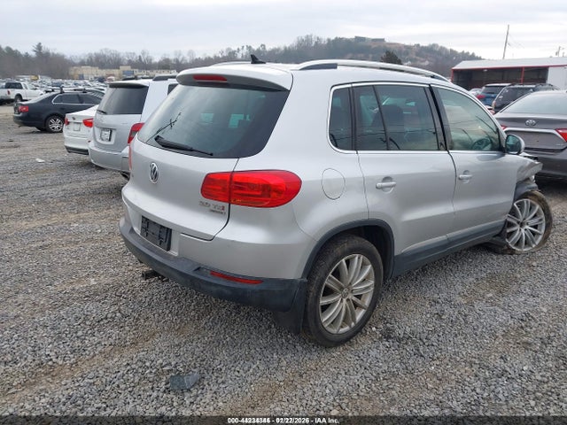 WVGBV7AX2FW522449 Volkswagen Tiguan Sel