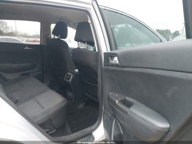 KNDPM3AC5H7220041 KIA Sportage Lx