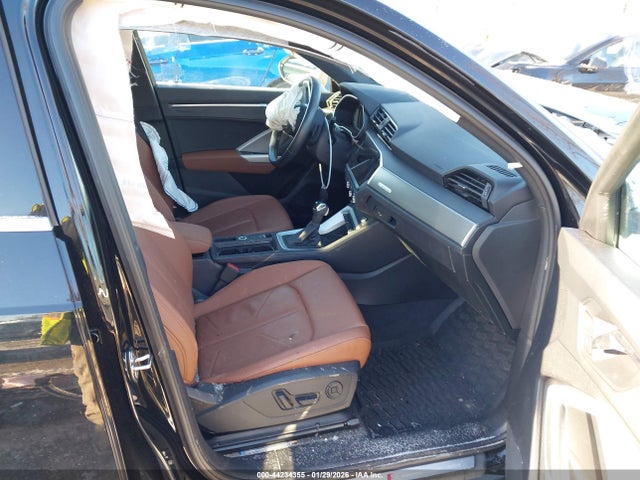 2024 AUDI Q3 WA1EECF3XR1144537 Photo 4