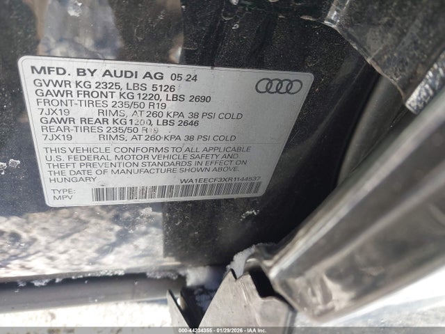 2024 AUDI Q3 WA1EECF3XR1144537 Photo 8