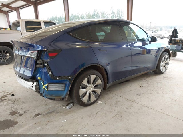 2020 TESLA MODEL Y 5YJYGDEE0LF013735 Photo 3