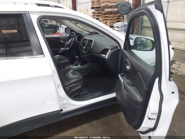 Aukcja sprzedaży 2018 Jeep Cherokee Latitude Plus 4x4, vin: 1C4PJMLX4JD570198, numer aukcji: 44234371