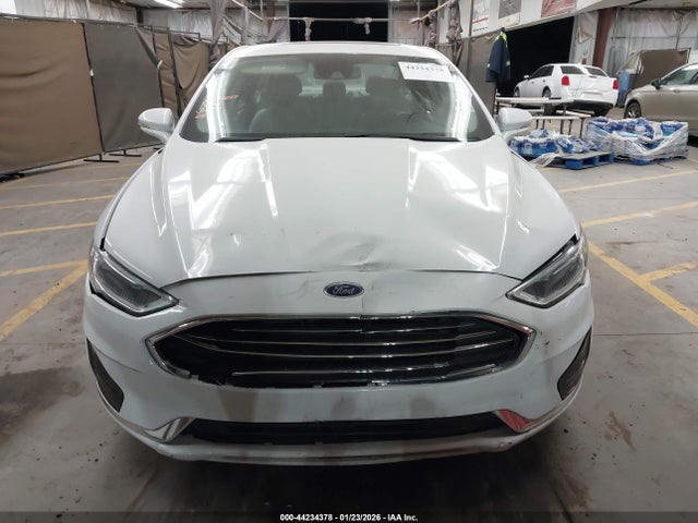 3FA6P0MU9KR116812 Ford Fusion Hybrid Sel