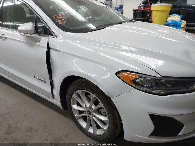 3FA6P0MU9KR116812 Ford Fusion Hybrid Sel