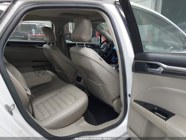 3FA6P0MU9KR116812 Ford Fusion Hybrid Sel
