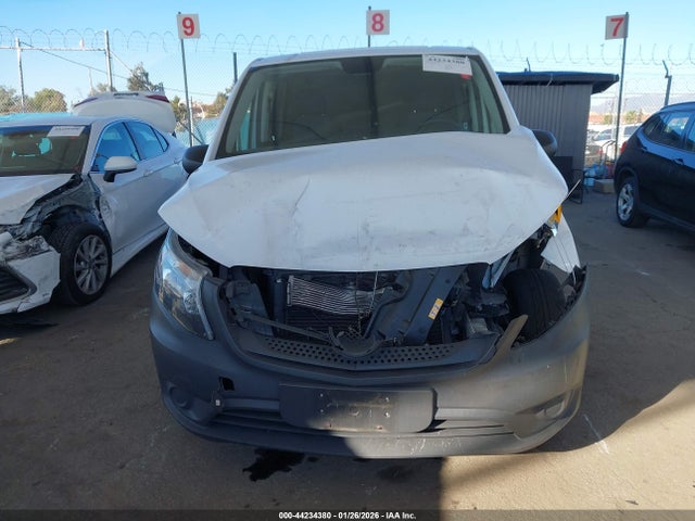 Mercedes-Benz Metris 2018 WD3PG2EA6J3455047 Image 12