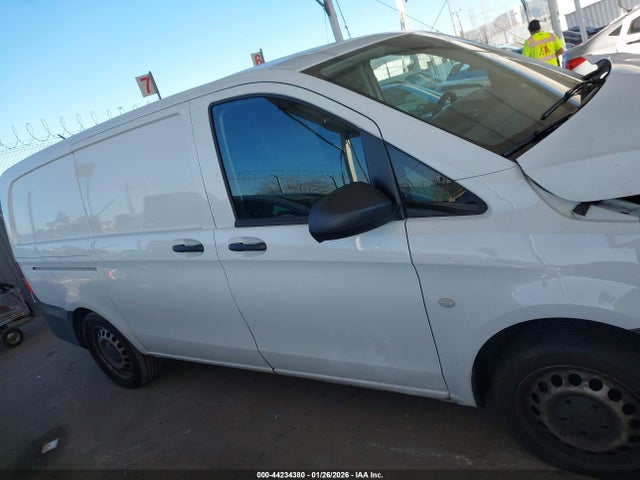 Mercedes-Benz Metris 2018 WD3PG2EA6J3455047 Image 13