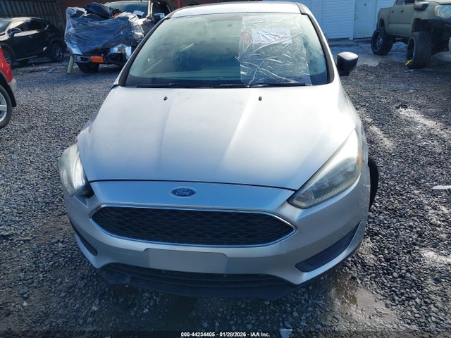 1FADP3E24HL317238 Ford FOCUS S