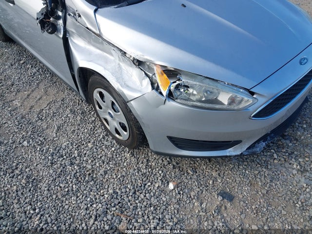 1FADP3E24HL317238 Ford FOCUS S