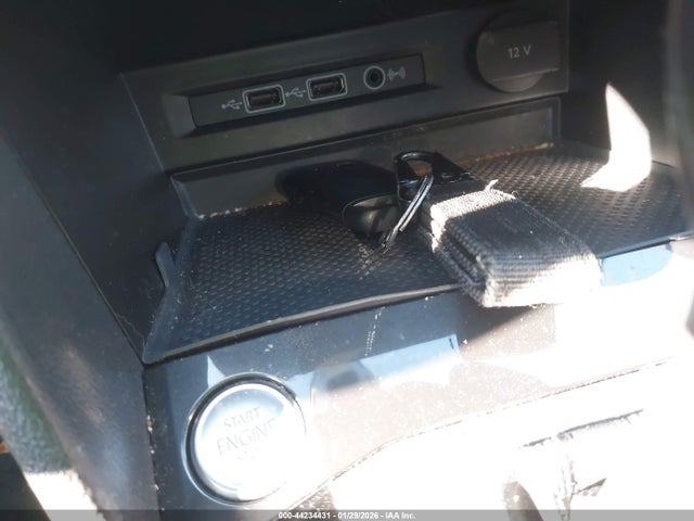 44234431 :رقم المزاد ، 3VV4B7AX2KM043577 vin ، 2019 Volkswagen Tiguan 2.0t Sel Premium/2.0t Sel Premium R-line مزاد بيع