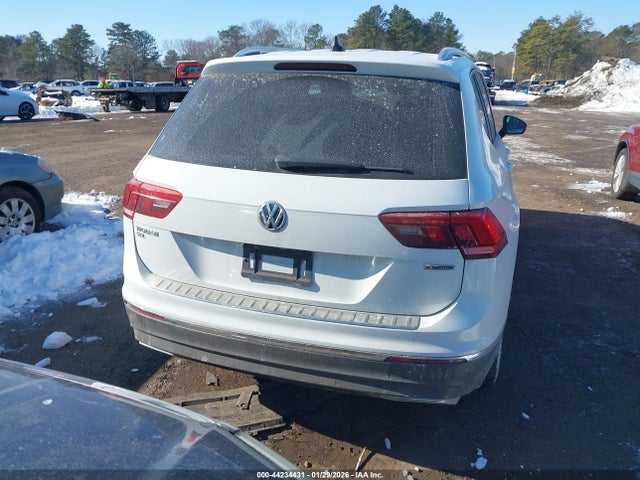 44234431 :رقم المزاد ، 3VV4B7AX2KM043577 vin ، 2019 Volkswagen Tiguan 2.0t Sel Premium/2.0t Sel Premium R-line مزاد بيع