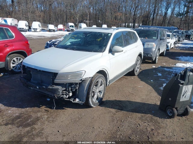 44234431 :رقم المزاد ، 3VV4B7AX2KM043577 vin ، 2019 Volkswagen Tiguan 2.0t Sel Premium/2.0t Sel Premium R-line مزاد بيع