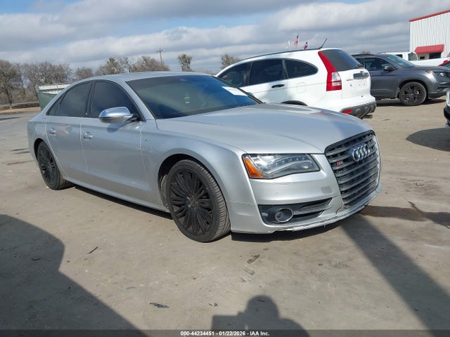 2014 AUDI S8 WAUD2AFD7EN003190