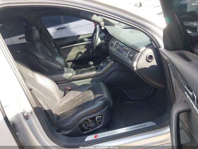 2014 AUDI S8 WAUD2AFD7EN003190 Photo 4