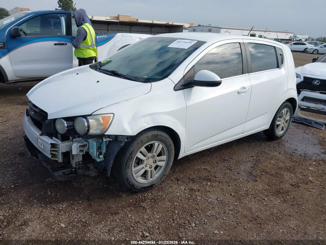 1G1JC6SH6G4155035 Chevrolet Sonic Lt Auto