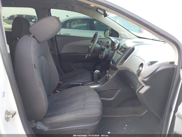 1G1JC6SH6G4155035 Chevrolet Sonic Lt Auto