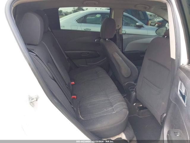 1G1JC6SH6G4155035 Chevrolet Sonic Lt Auto