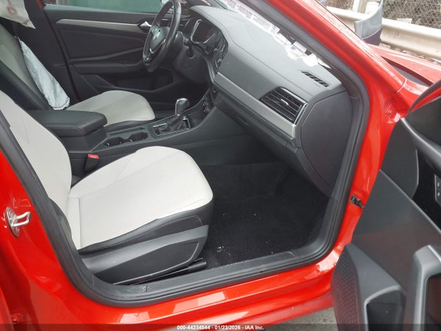 2019 VOLKSWAGEN JETTA 3VWC57BU0KM110891 Photo 4