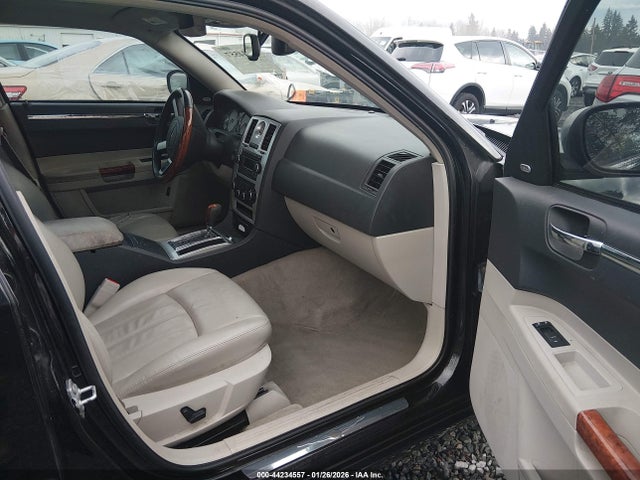 2007 Chrysler 300c მანქანა იყიდება აუქციონზე, vin: 2C3KK63H07H636421, აუქციონის ნომერი: 44234557