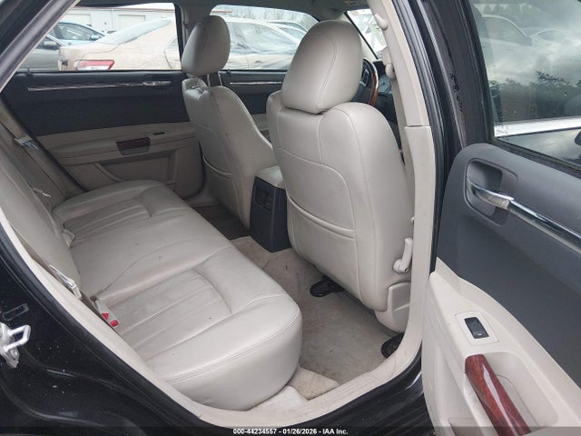 2007 Chrysler 300c მანქანა იყიდება აუქციონზე, vin: 2C3KK63H07H636421, აუქციონის ნომერი: 44234557