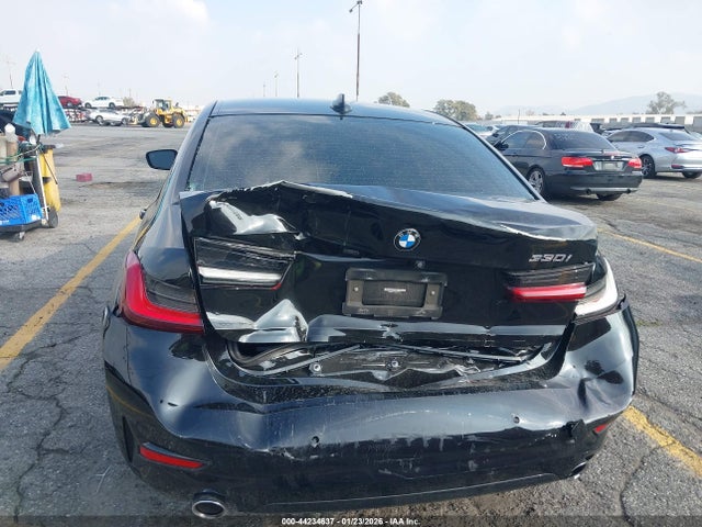 3MW5R1J00N8C44127 BMW 330I