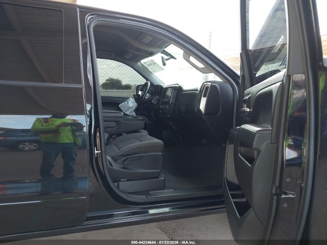 3GCPCREC3JG614308 Chevrolet Silverado 1500 1lt