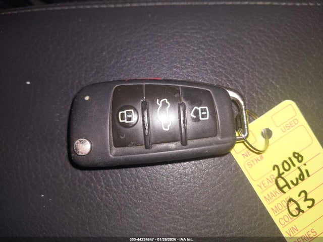 2018 AUDI Q3 WA1BCCFS5JR005034 Photo 10