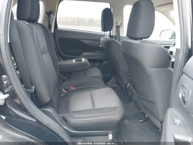 2019 MITSUBISHI OUTLANDER JA4AD2A32KZ009031 Photo 7