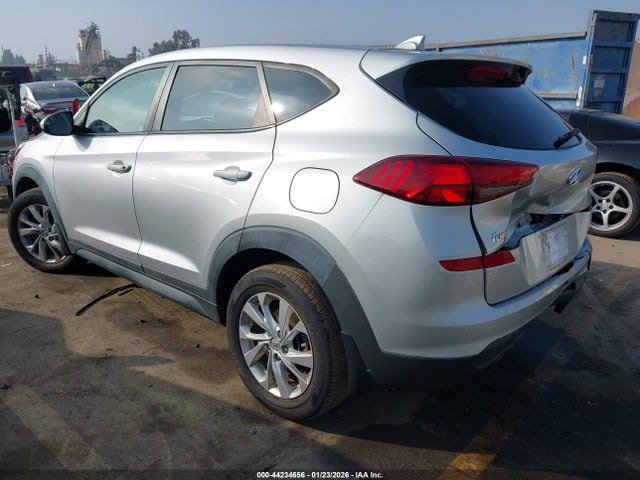 Hyundai TUCSON SE 2019 KM8J23A41KU841303 Image 3
