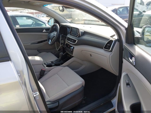 Hyundai TUCSON SE 2019 KM8J23A41KU841303 Image 5