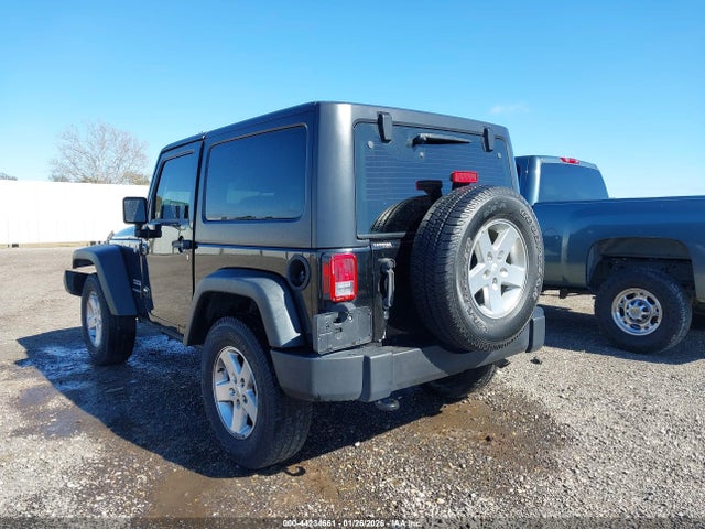 2015 JEEP WRANGLER 1C4AJWAG5FL647842 Photo 2