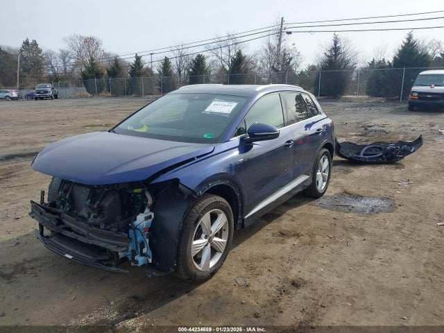 2023 AUDI Q4 E-TRON WA1M2BFZ6PP000142 Photo 1