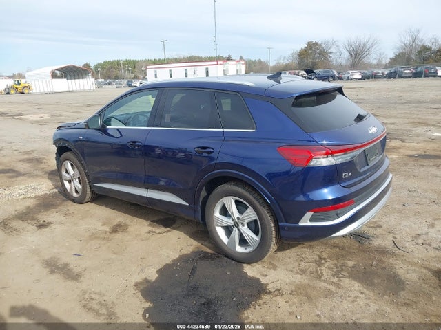 2023 AUDI Q4 E-TRON WA1M2BFZ6PP000142 Photo 2