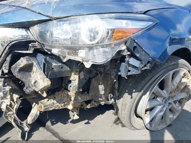 3MZBN1V72HM124007 Mazda Mazda3 Touring