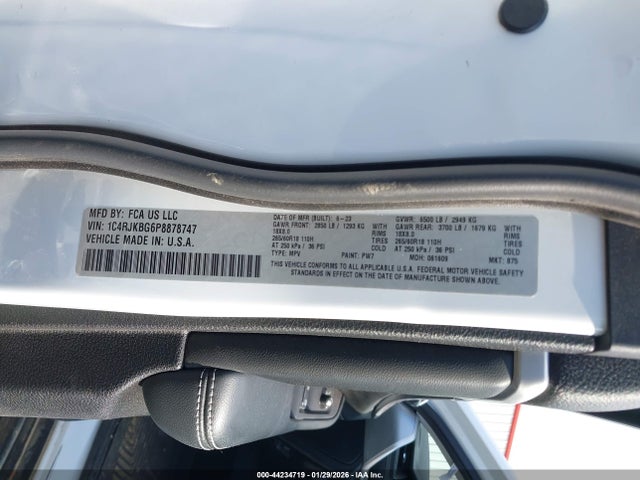 2023 JEEP GRAND CHEROKEE L 1C4RJKBG6P8878747 Photo 8