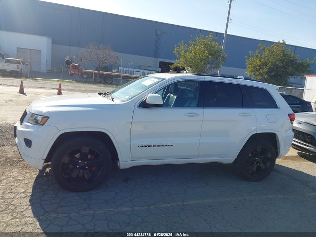 Jeep Grand Cherokee Altitude 2015 1C4RJFAG7FC877174 Image 15