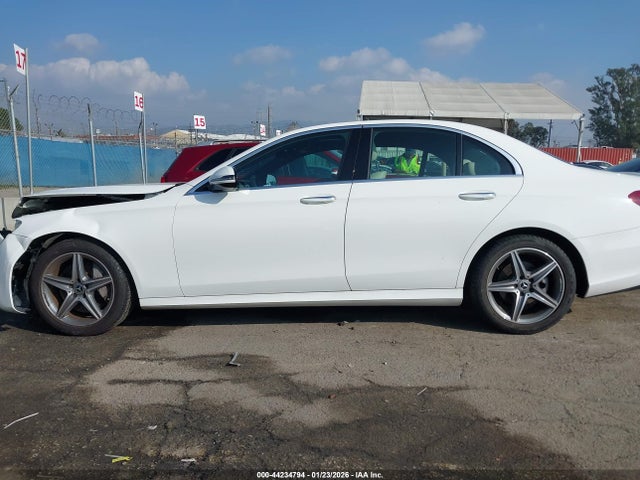 WDDZF4JB1JA376690 Mercedes-Benz E 300