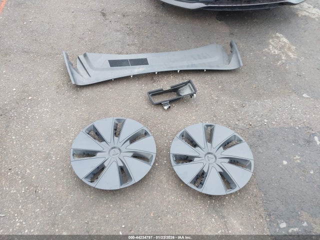 2025 Tesla Model 3 Long Range Rear-wheel Drive/standard Rear-wheel Drive მანქანა იყიდება აუქციონზე, vin: 5YJ3E1EA0SF072519, აუქციონის ნომერი: 44234797