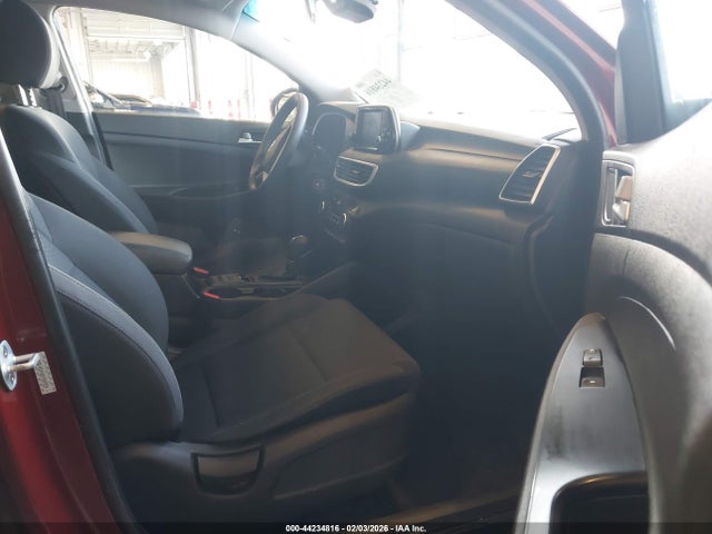 Продажа на аукционе авто 2019 Hyundai Tucson Se, vin: KM8J2CA43KU942570, номер лота: 44234816