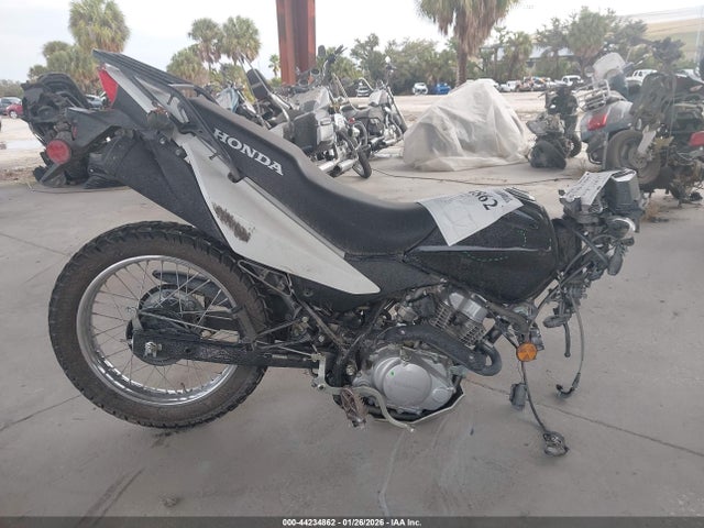 3H1KD1312SD200820 Honda Xr150l E