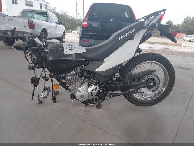 3H1KD1312SD200820 Honda Xr150l E