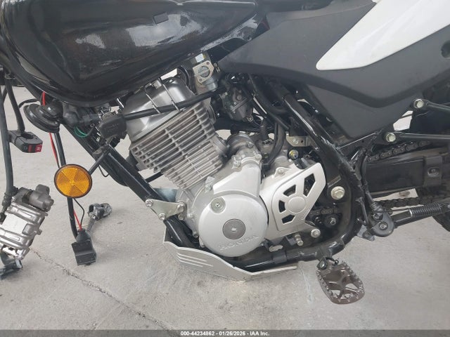 3H1KD1312SD200820 Honda Xr150l E