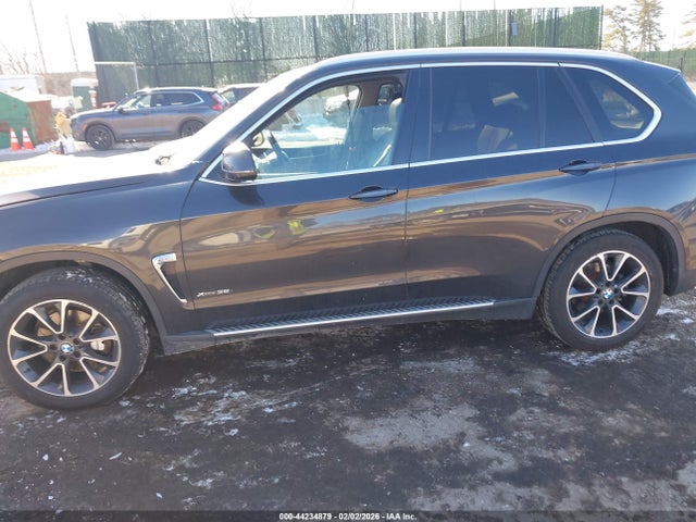 44234879 :رقم المزاد ، 5UXKR0C56G0S88346 vin ، 2016 Bmw X5 Xdrive35i مزاد بيع