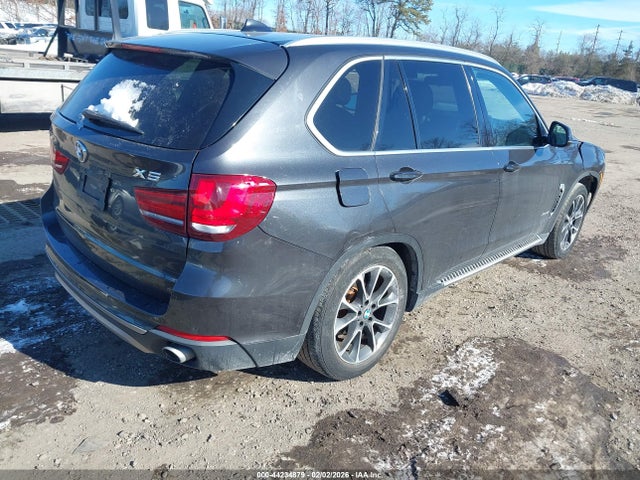 2016 BMW X5 5UXKR0C56G0S88346 Photo 3