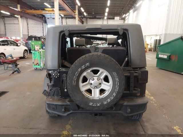 2010 Jeep Wrangler Sport მანქანა იყიდება აუქციონზე, vin: 1J4AA2D11AL136213, აუქციონის ნომერი: 44234892