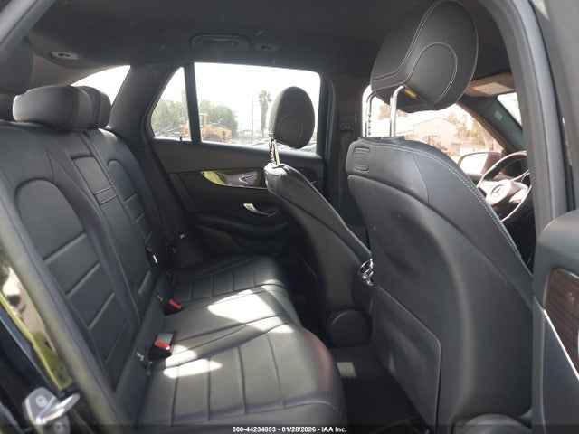 WDC0G4JB6JV035448 Mercedes-Benz GLC 300