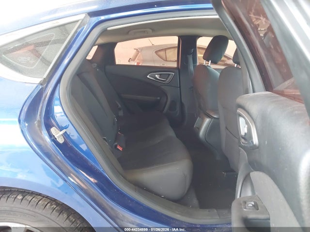 Chrysler 200 Limited 2015 1C3CCCABXFN547394 Image 8