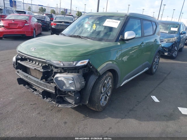 KNDJ23AU8L7055941 KIA Soul X-line