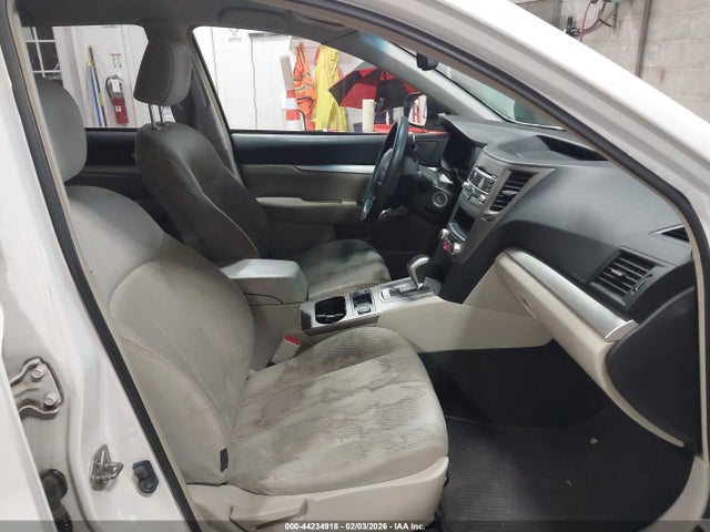 44234918 :رقم المزاد ، 4S4BRCAC5C3271255 vin ، 2012 Subaru Outback 2.5i مزاد بيع